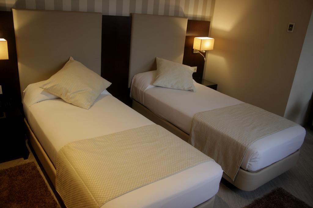 Az Hotels เซราลดา ภายนอก รูปภาพ