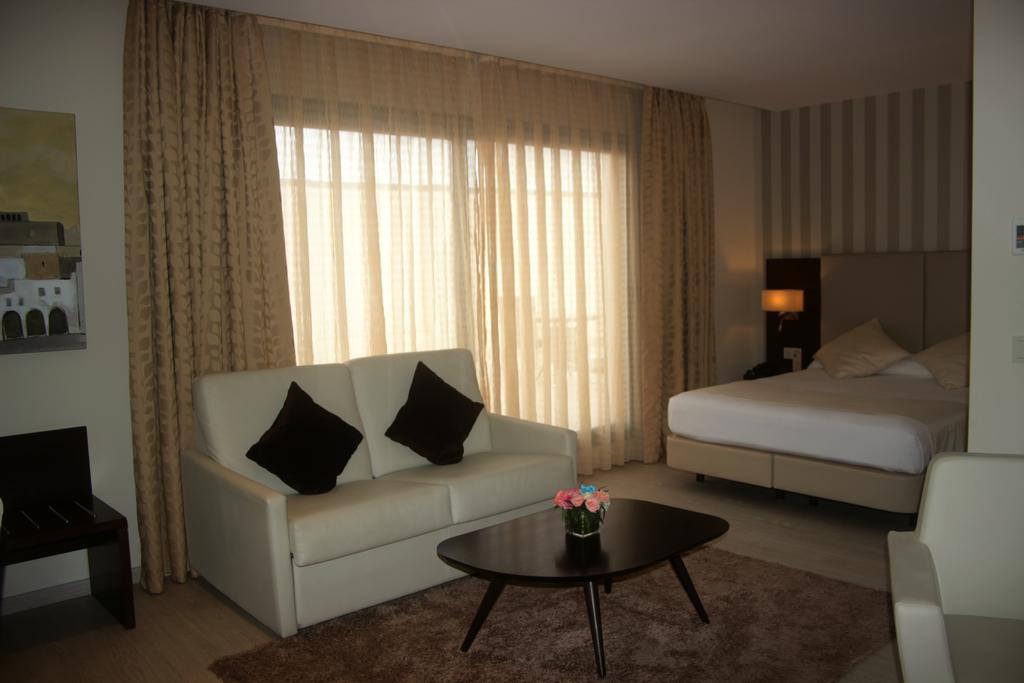 Az Hotels เซราลดา ภายนอก รูปภาพ