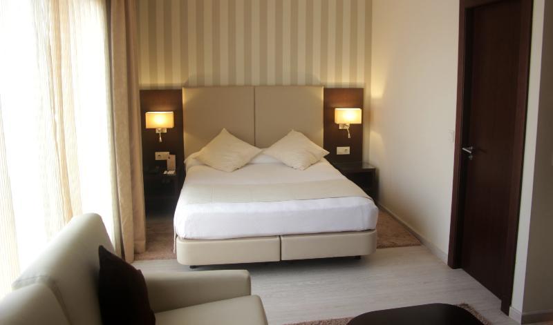Az Hotels เซราลดา ภายนอก รูปภาพ