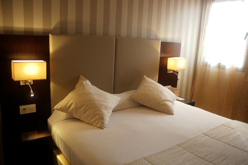 Az Hotels เซราลดา ภายนอก รูปภาพ