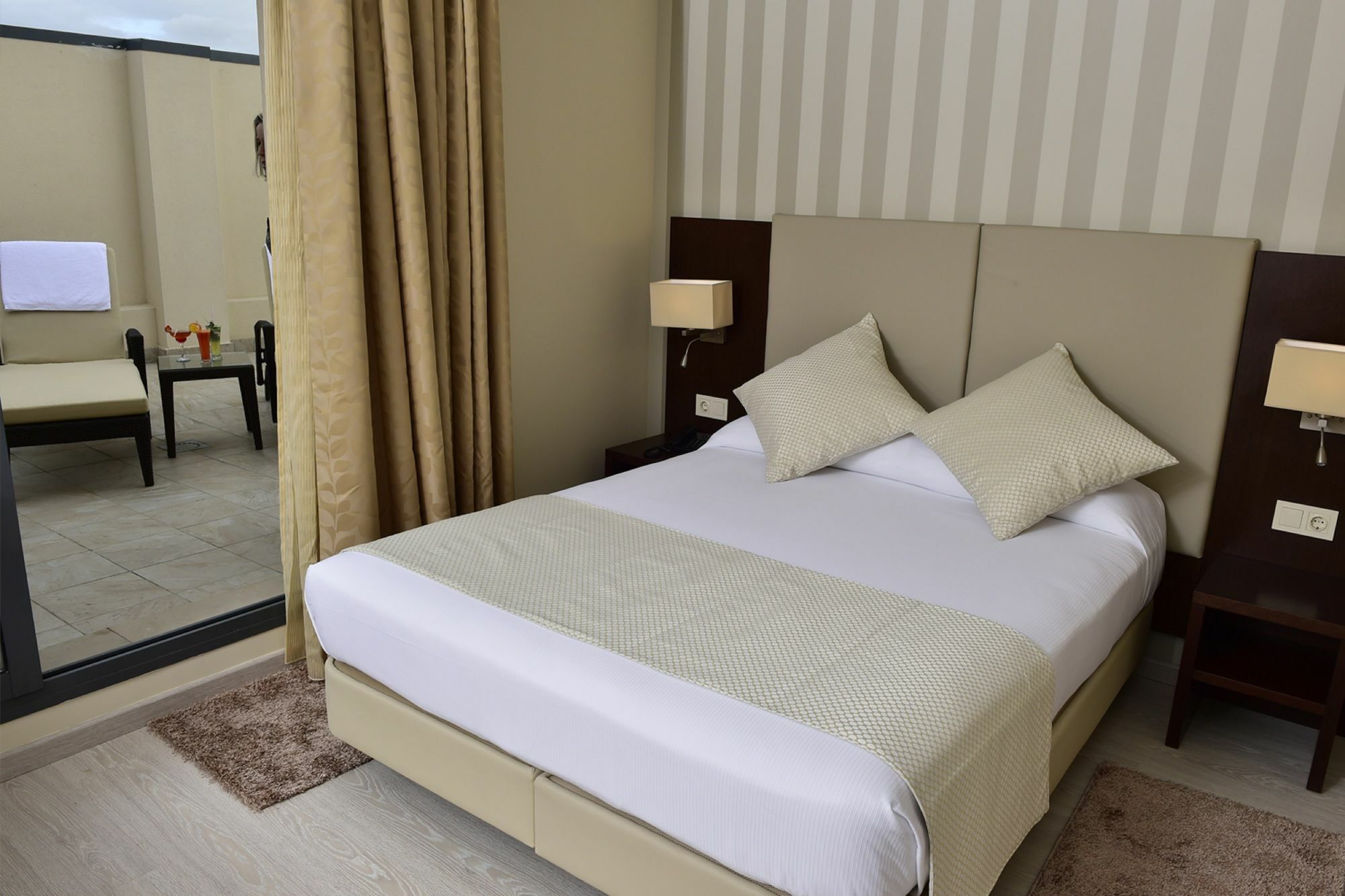 Az Hotels เซราลดา ภายนอก รูปภาพ